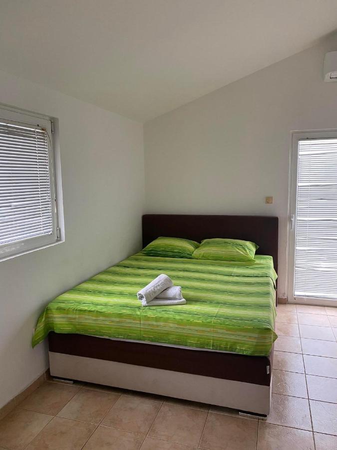 Apartment Jelena *